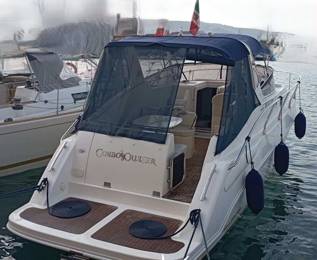 Manò 26.50 Cruiser + 2x225hp Mercruiser 4.3<br><a href=dettaglio.aspx?Id=384 >VAI ALLA SCHEDA</a>